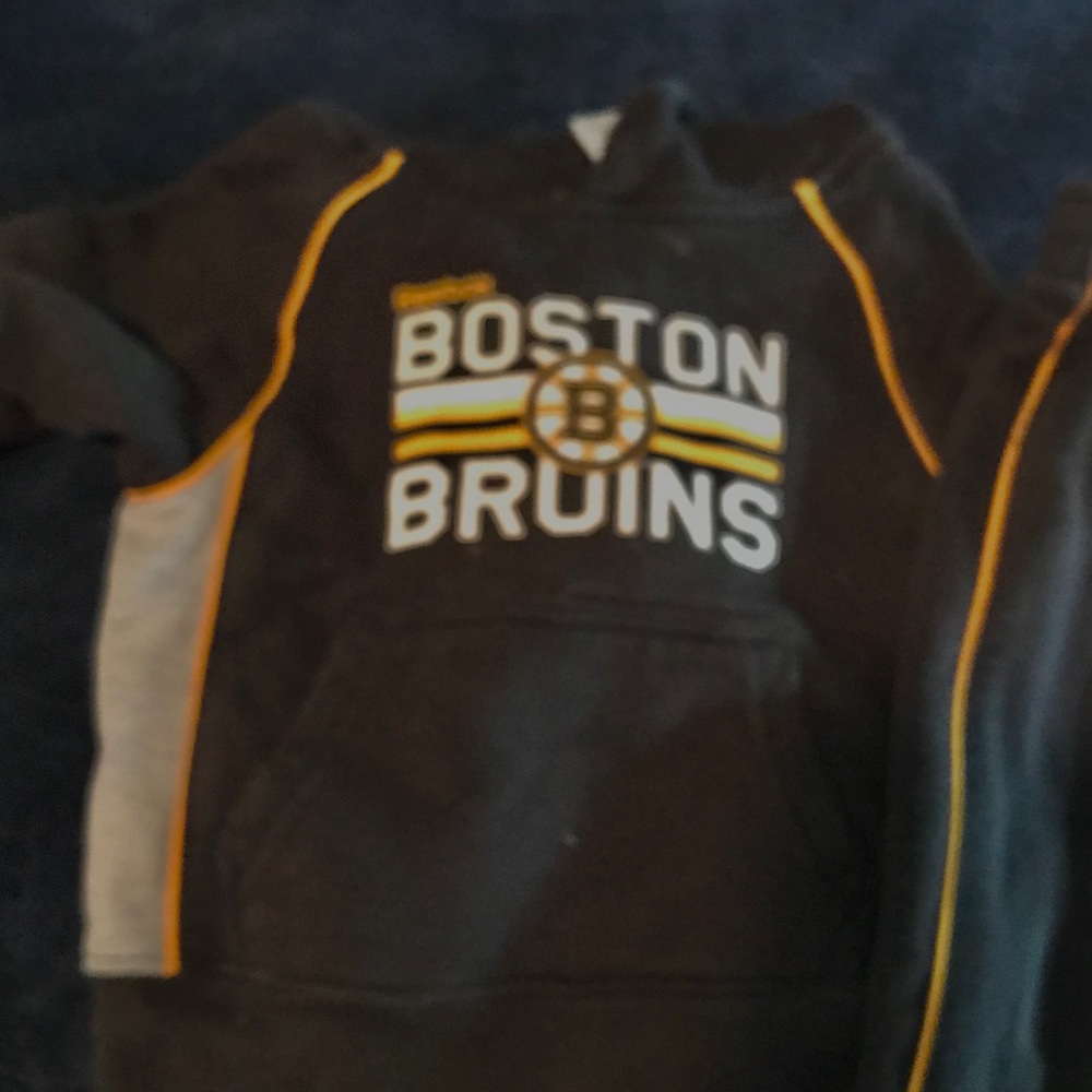 Baby boy Boston bruins sweatsuit